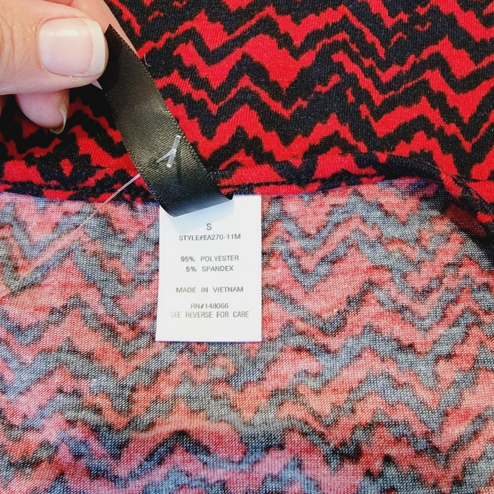 Wrap Dress, Red and Black, Marcelle Margaux size Small - Picture 5 of 7